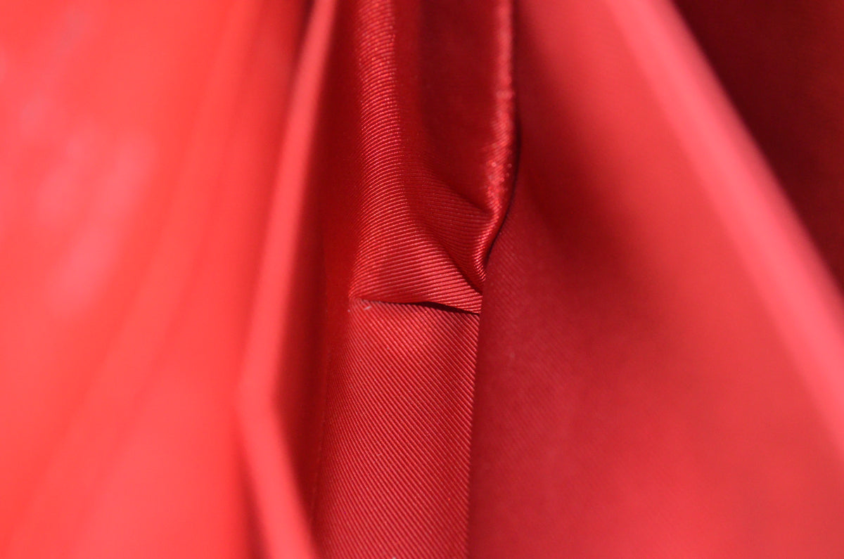Louis Vuitton Lockme II Leder Rot