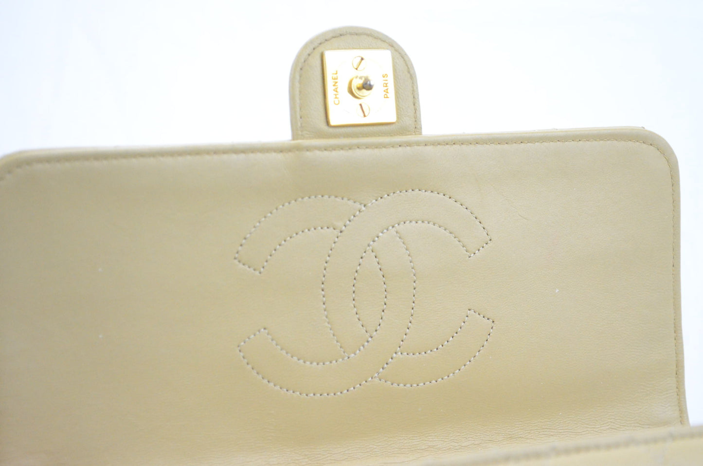 Chanel Timeless / Classique Square Flap Bag Matelassé