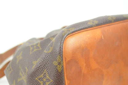 Louis Vuitton Noe Petit