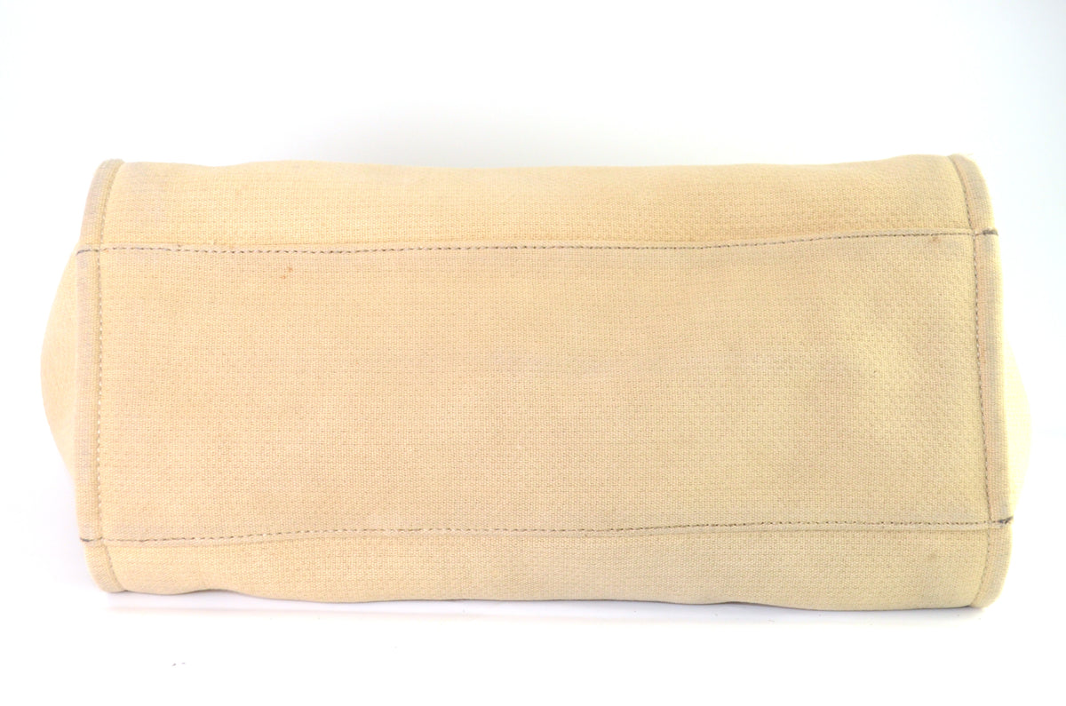 Chanel Deauville Tote Beige Canvas Schwarz