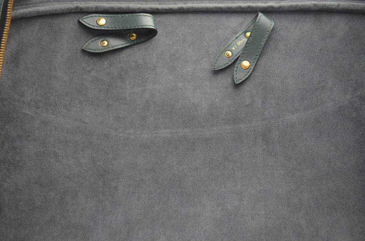 Louis Vuitton Kendall Reisetasche Taiga Leder Grün Vintage
