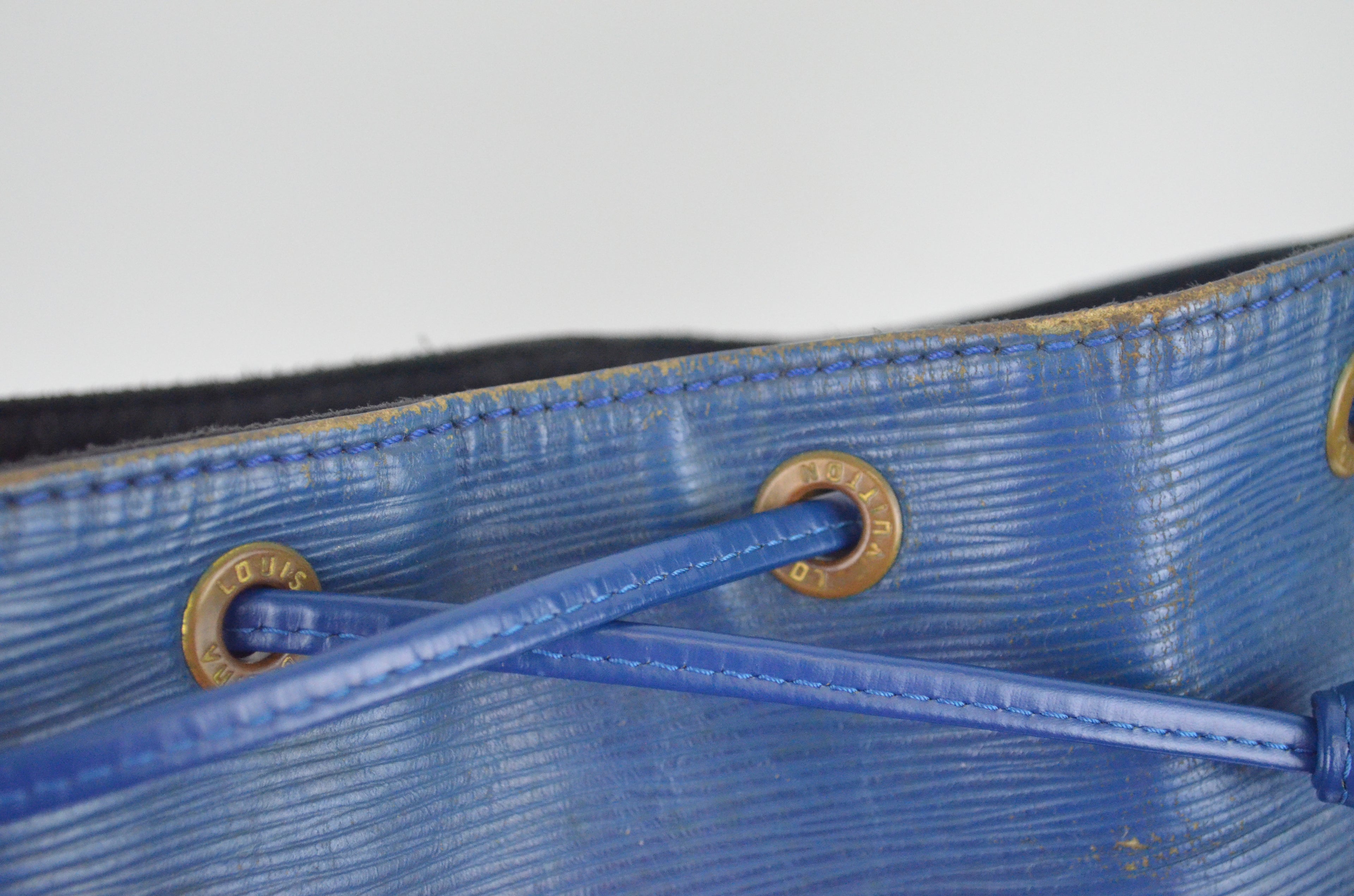 Louis Vuitton Noé Epi Leder