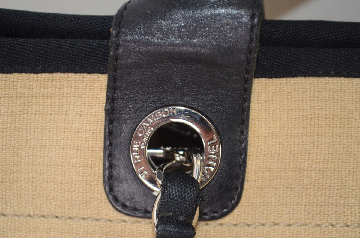 Chanel Deauville Tote Beige Canvas Schwarz