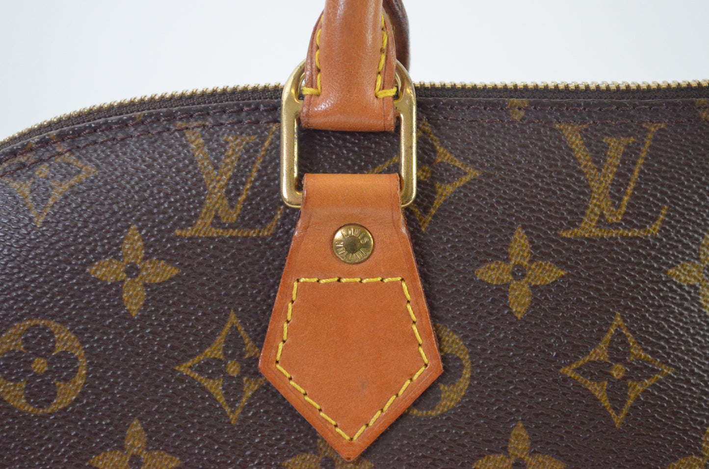 Louis Vuitton Alma