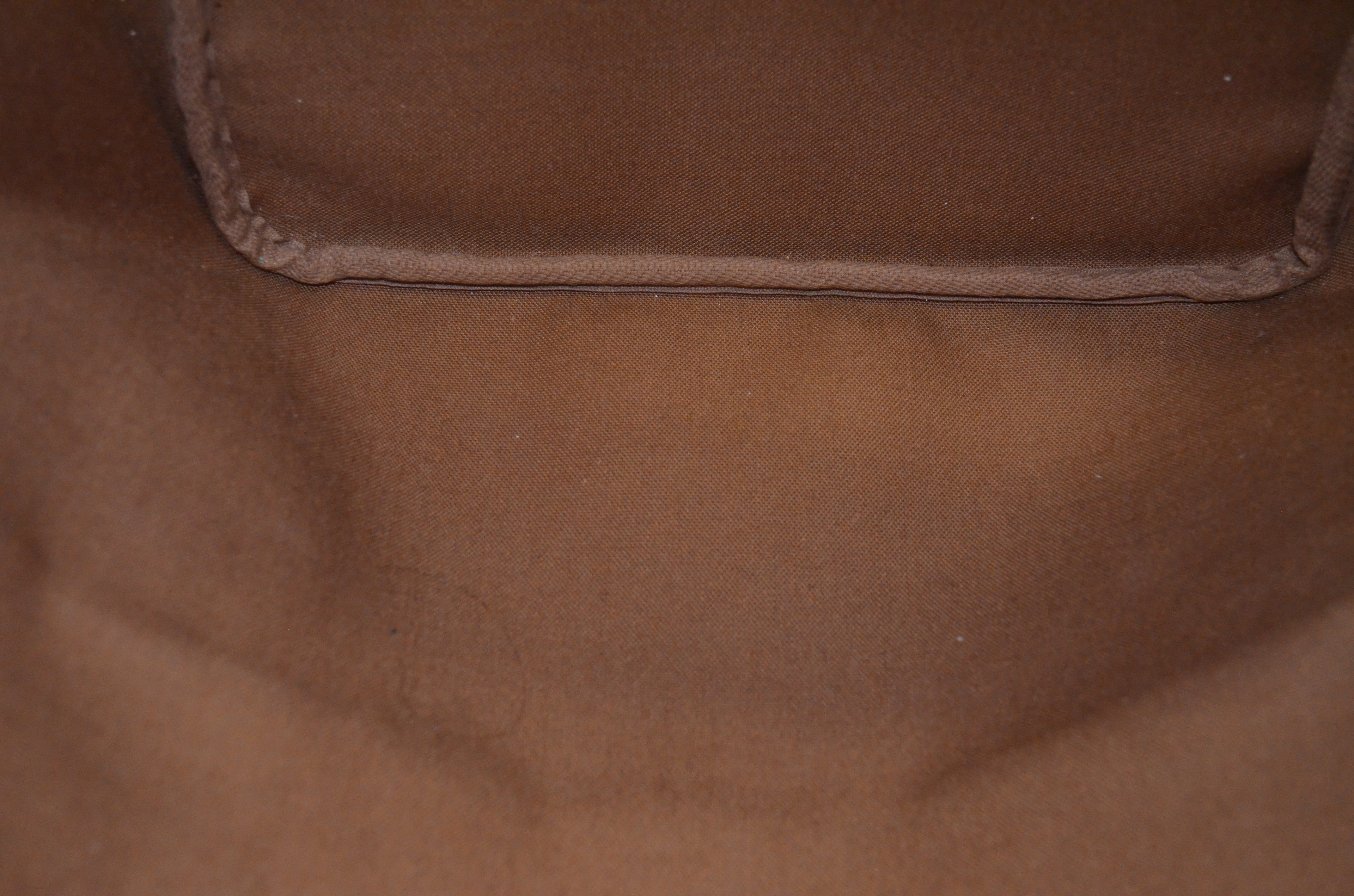Louis Vuitton Keepall Monogram Canvas Reisetasche