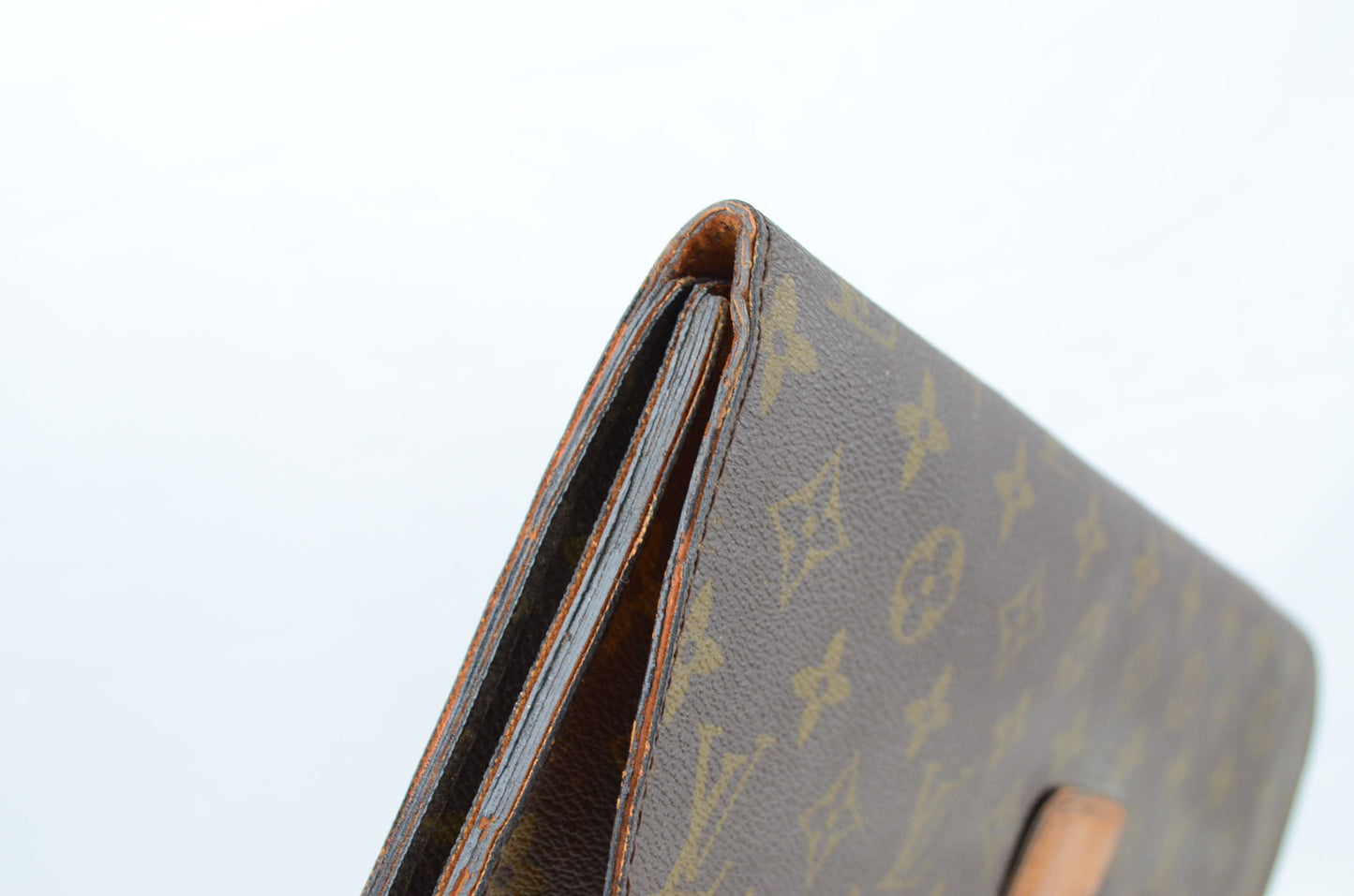 Louis Vuitton Poche Ministre Clutch Monogram Canvas