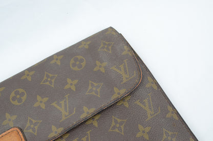 Louis Vuitton Poche Ministre Clutch Monogram Canvas