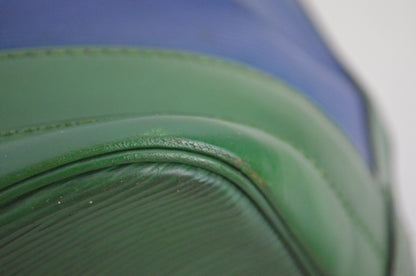 Louis Vuitton Noé Epi Leder