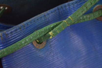 Louis Vuitton Noé Epi Leder