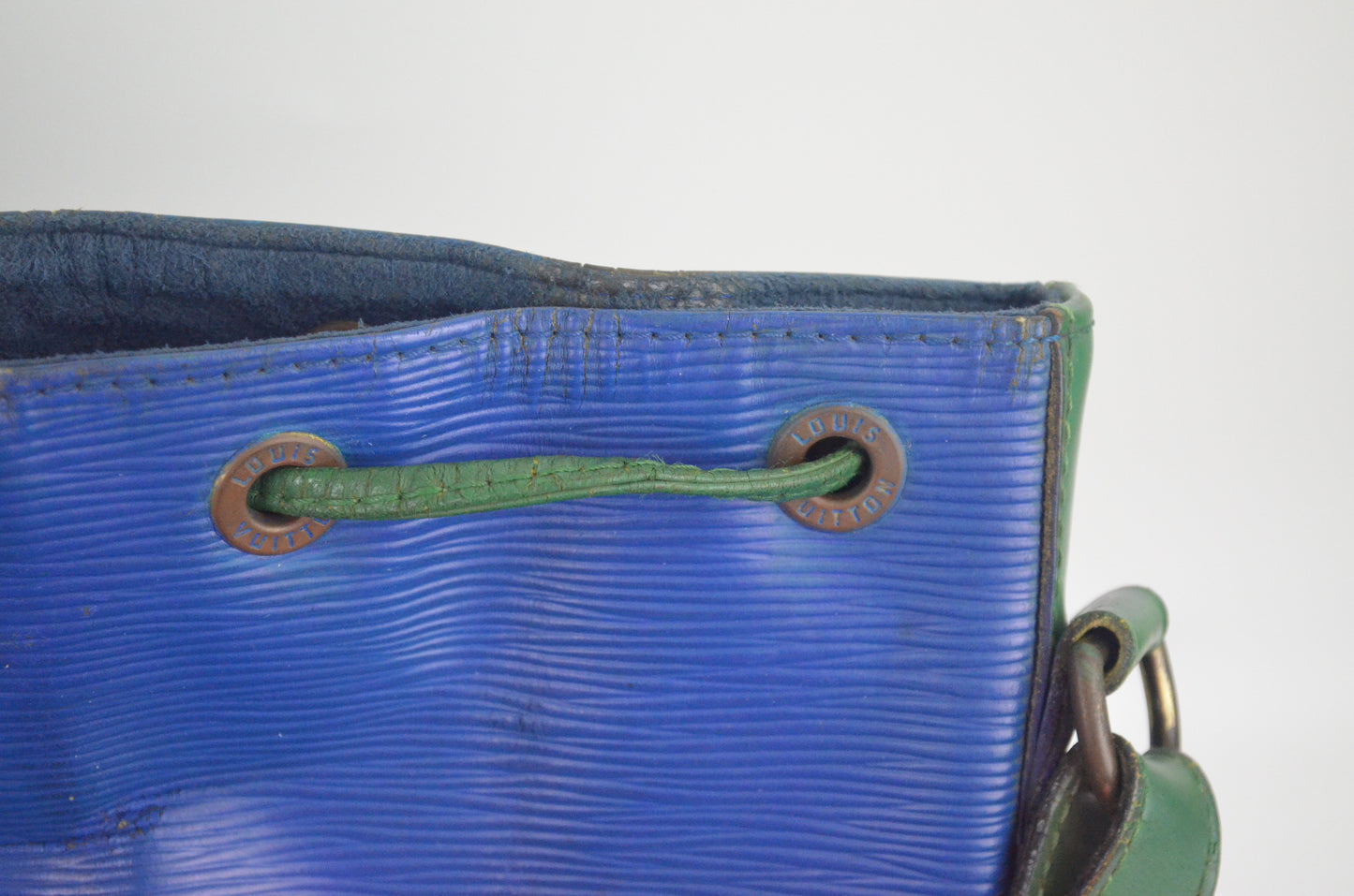 Louis Vuitton Noé Epi Leder