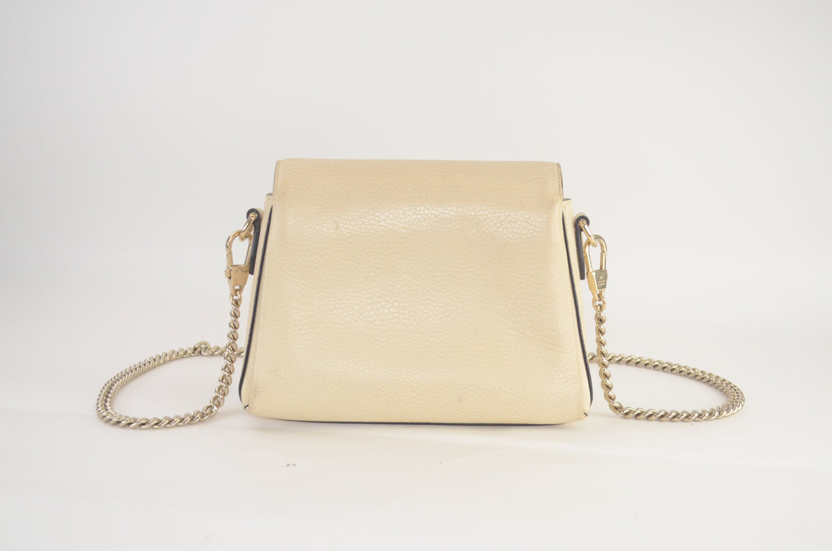 Gucci Interlocking G Shoulder Bag Leder Creme