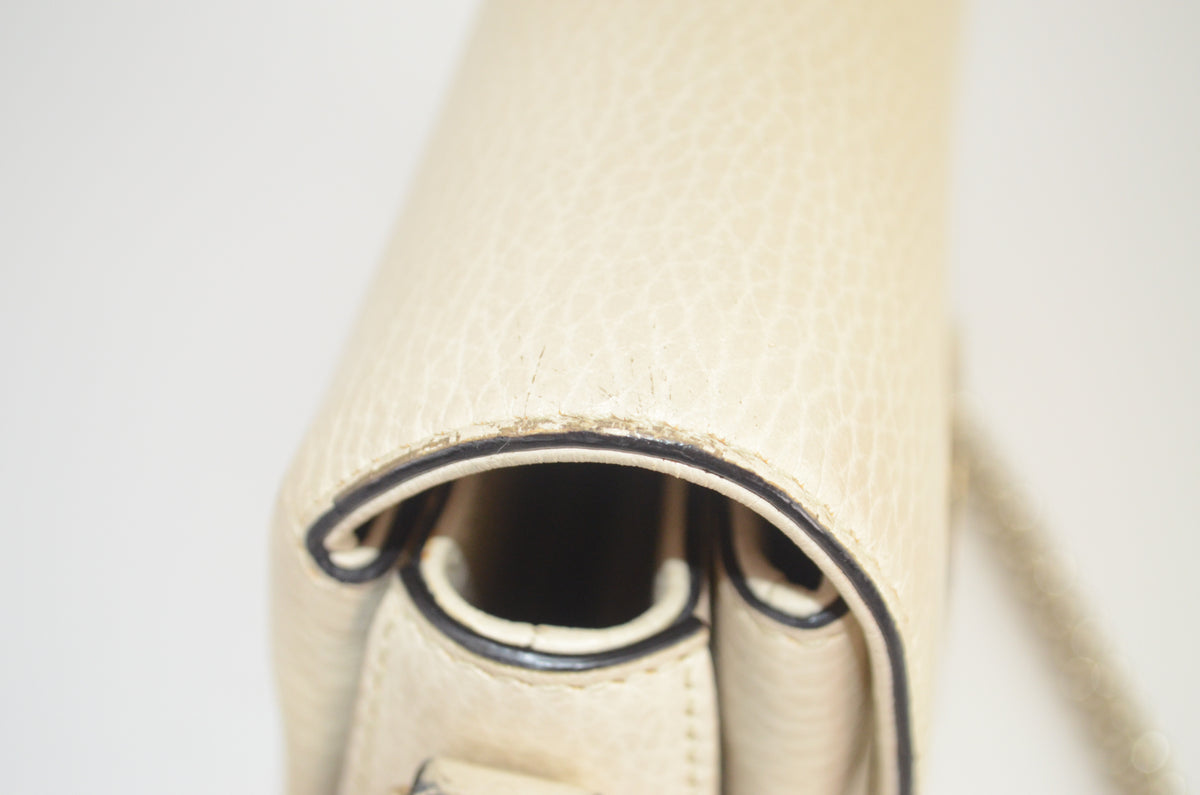 Gucci Interlocking G Shoulder Bag Leder Creme
