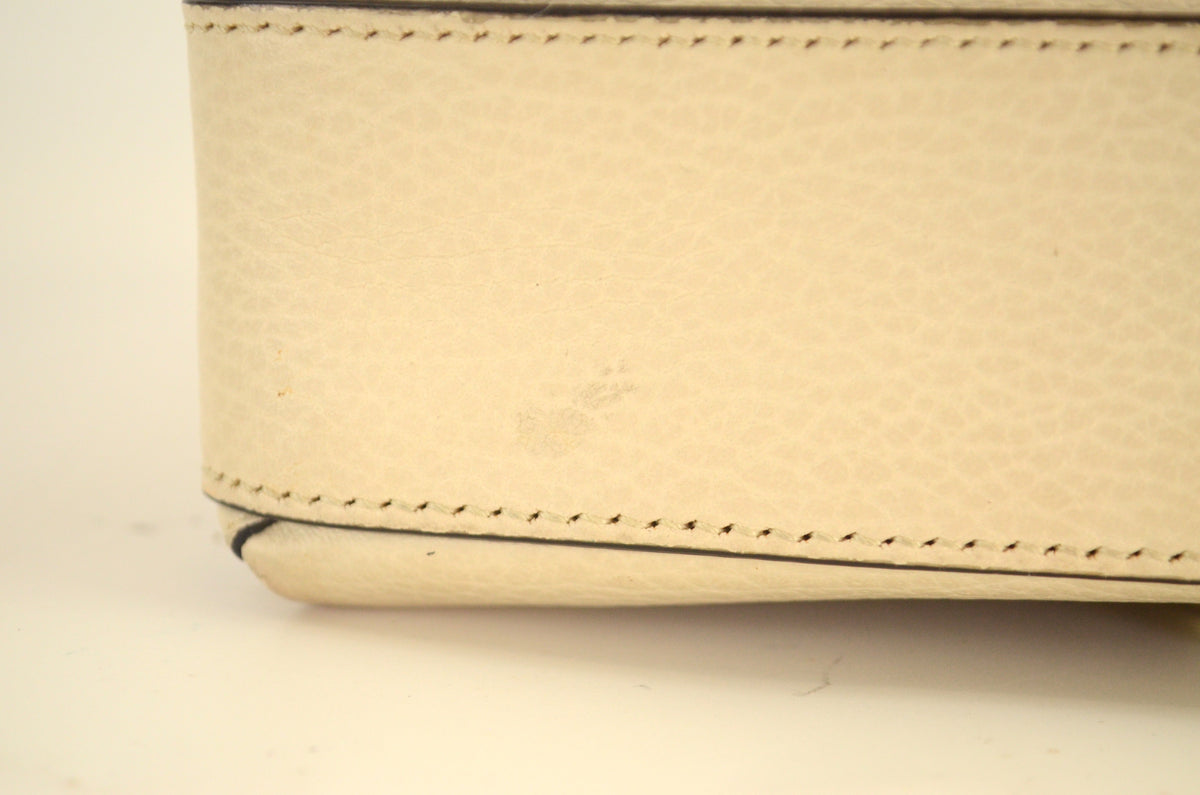 Gucci Interlocking G Shoulder Bag Leder Creme