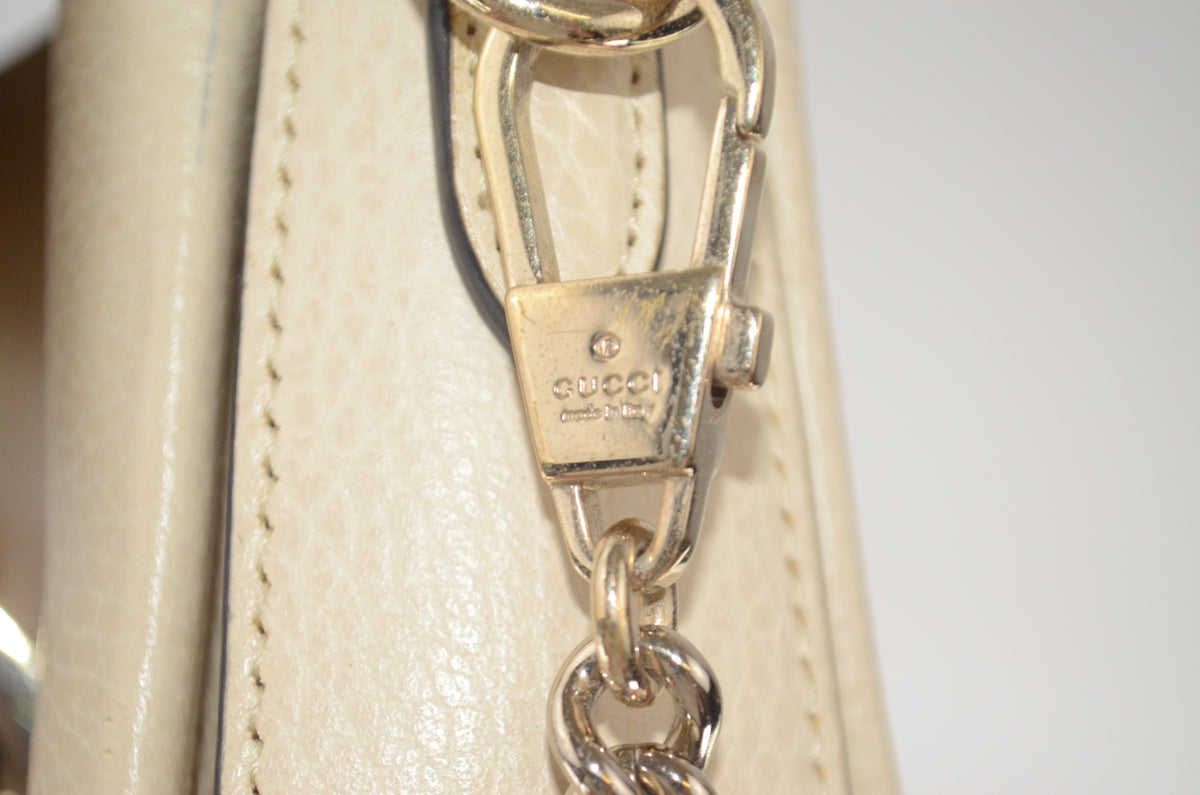Gucci Interlocking G Shoulder Bag Leder Creme