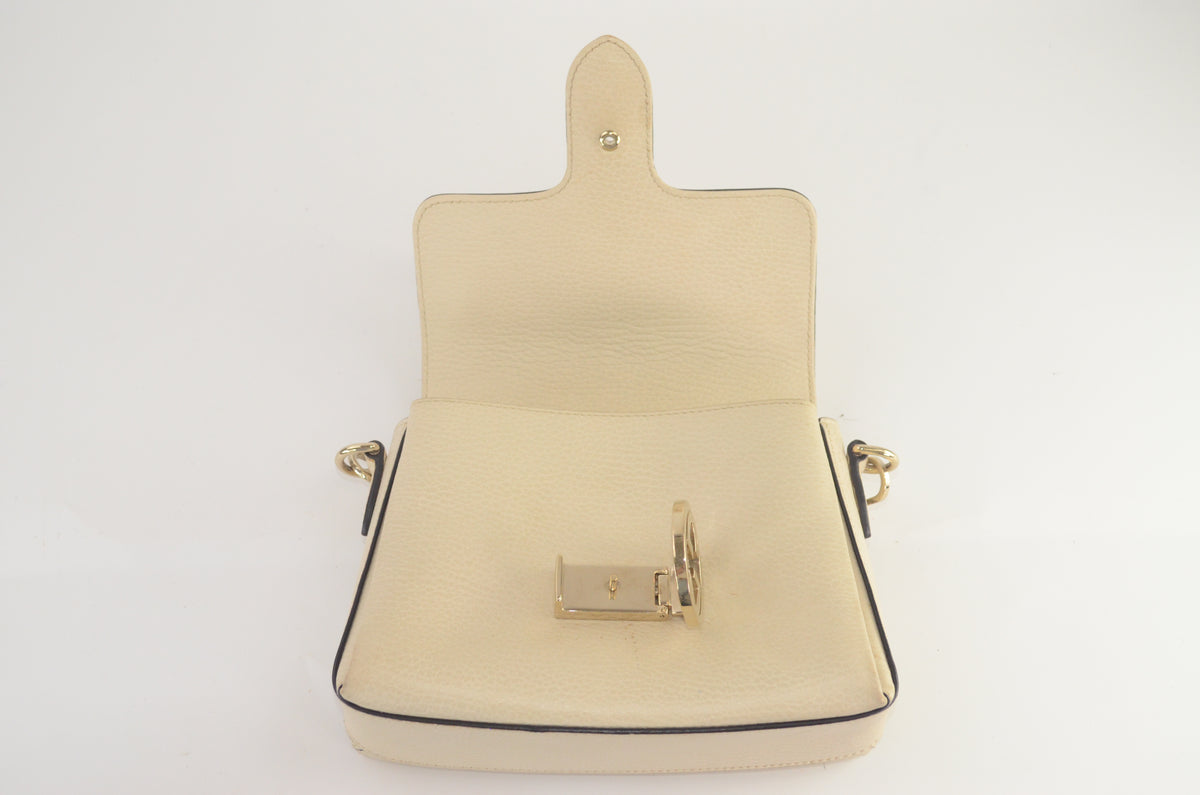 Gucci Interlocking G Shoulder Bag Leder Creme