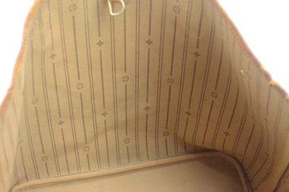 Louis Vuitton Neverfull MM Monogram Canvas