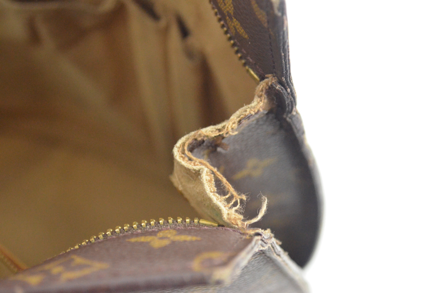 Louis Vuitton Babylon Monogram Canvas