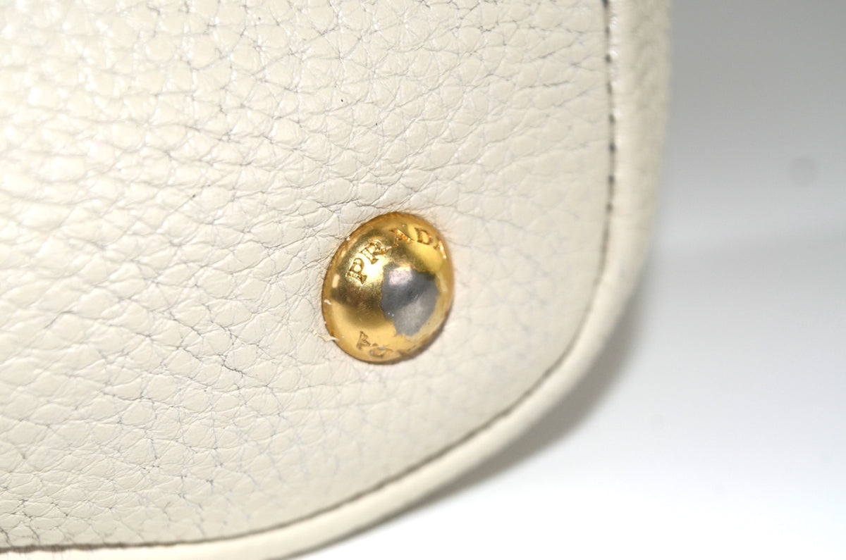 Prada Vitello Daino Tote Bag Weiß