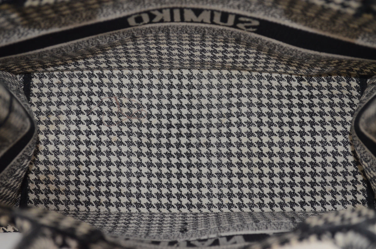 Dior Book Tote Large Houndstooth Schwarz Weiß