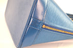 Louis Vuitton Alma Epi Leder Blau