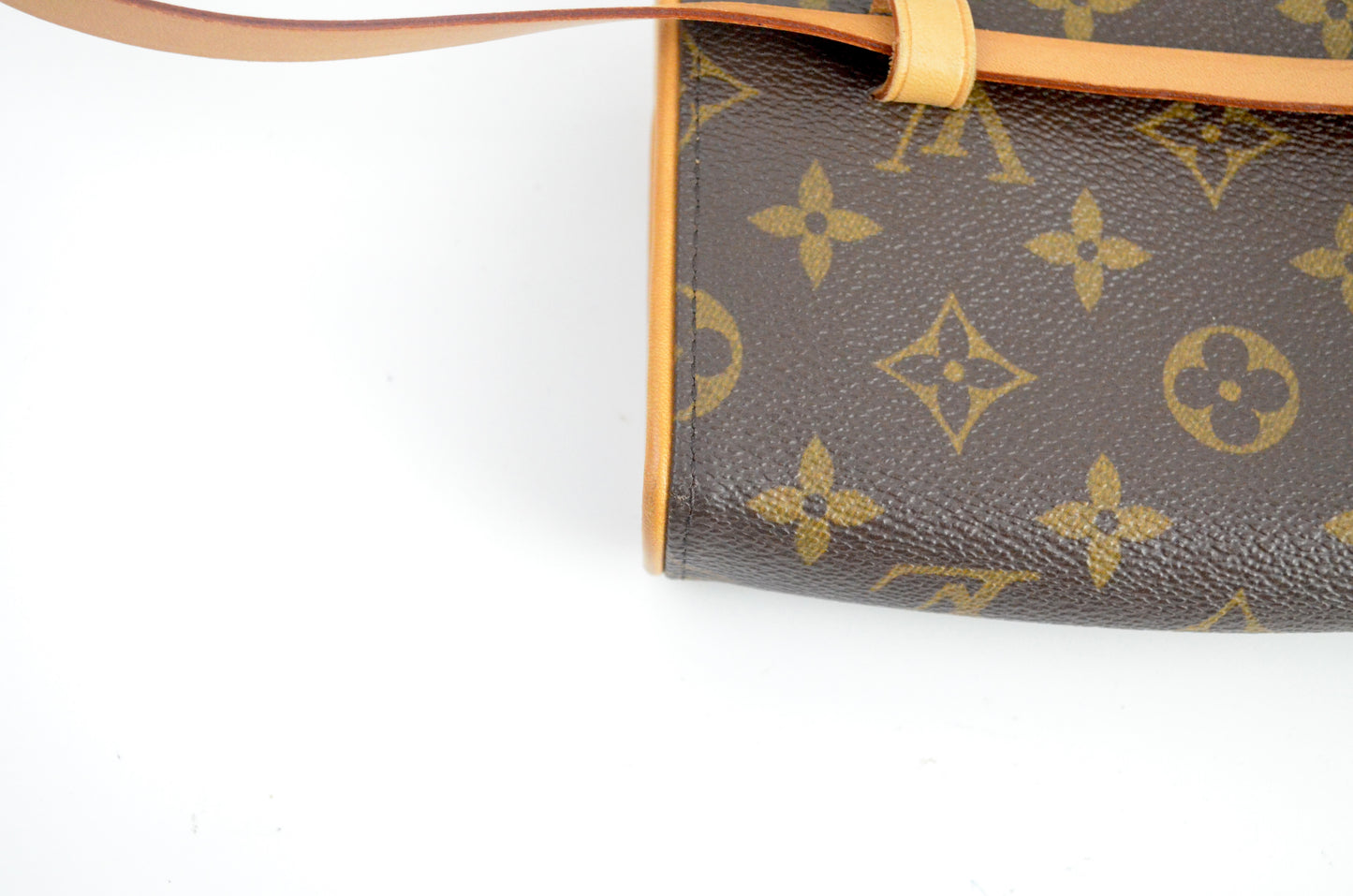 Louis Vuitton Pochette Florentine