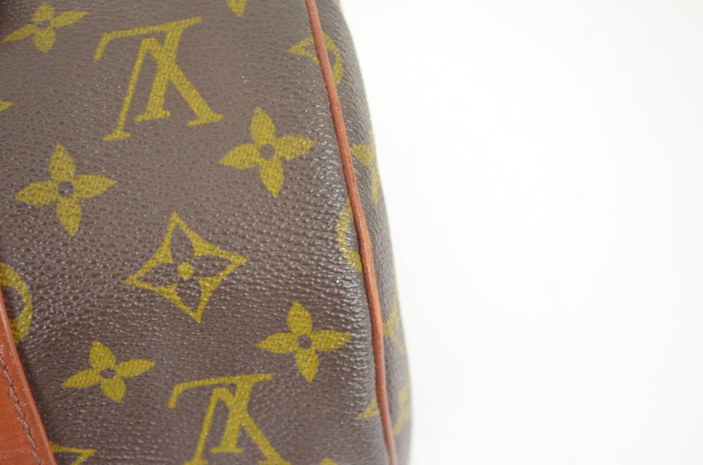 Louis Vuitton Papillon