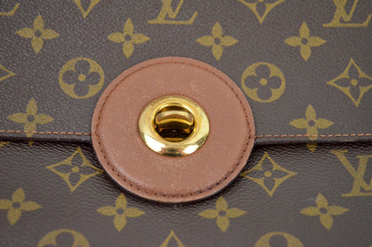 Louis Vuitton Raspail