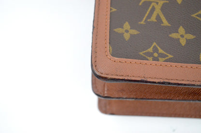 Louis Vuitton Raspail