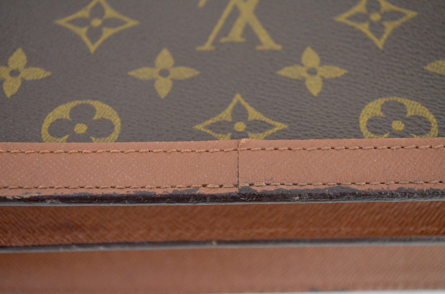 Louis Vuitton Raspail