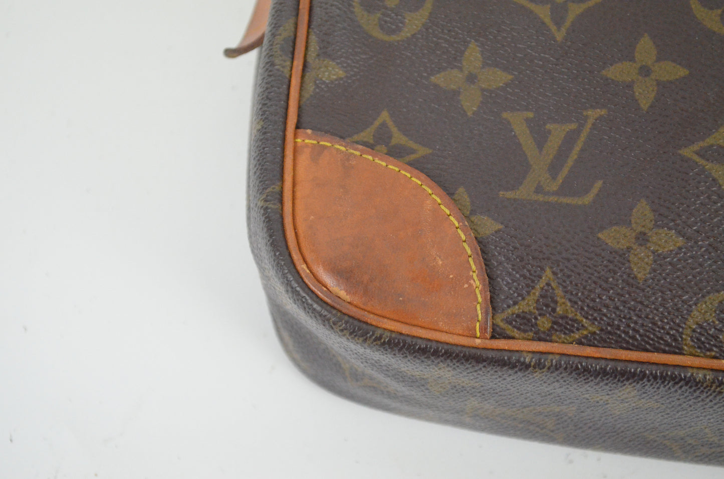 Louis Vuitton Clutch Monogram Canvas