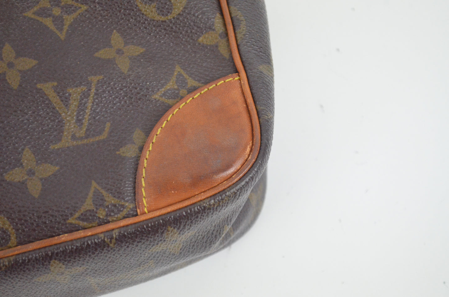 Louis Vuitton Clutch Monogram Canvas