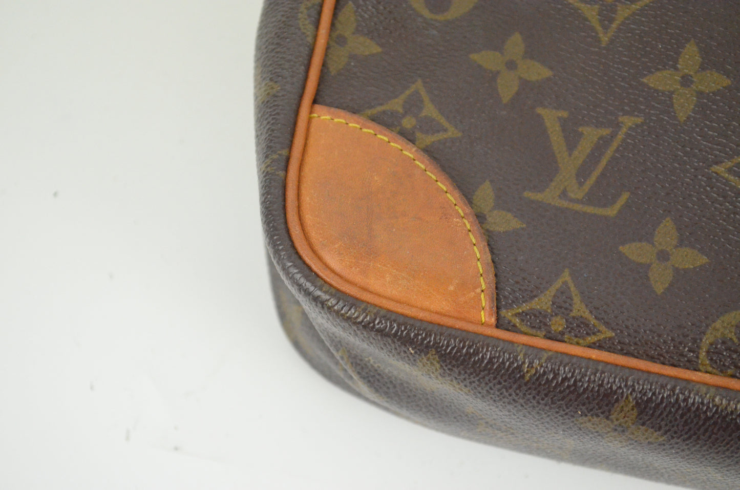 Louis Vuitton Clutch Monogram Canvas