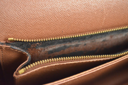 Louis Vuitton Raspail