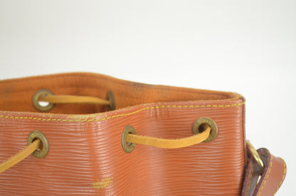 Louis Vuitton Noé Epi Leder