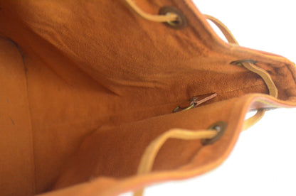 Louis Vuitton Noé Epi Leder