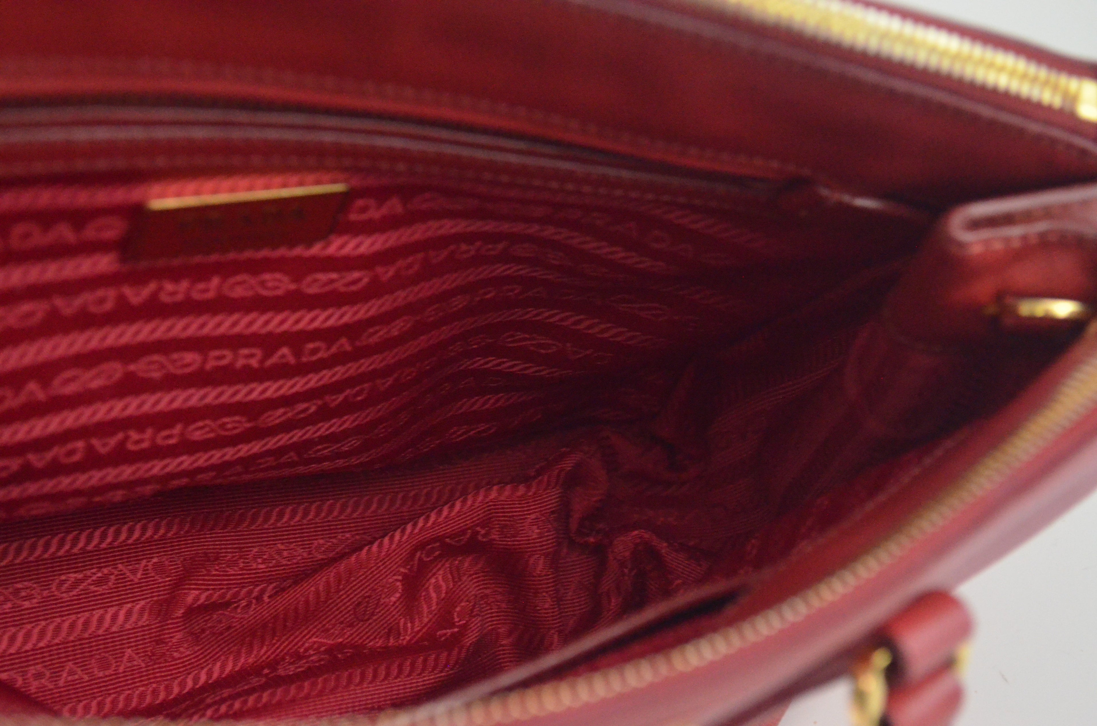 Prada Galleria Saffiano Leder