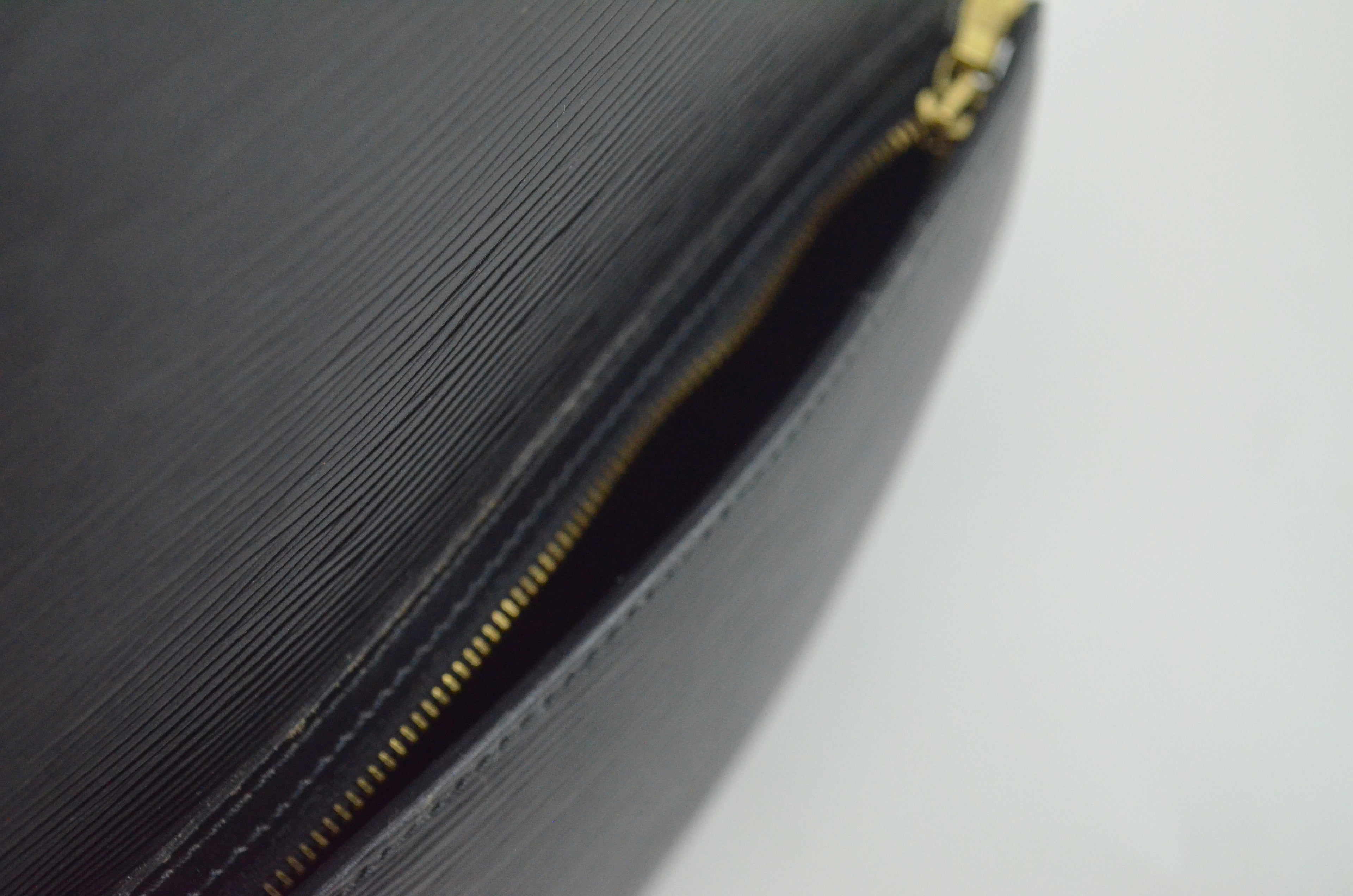 Louis Vuitton Gobelins Rucksack