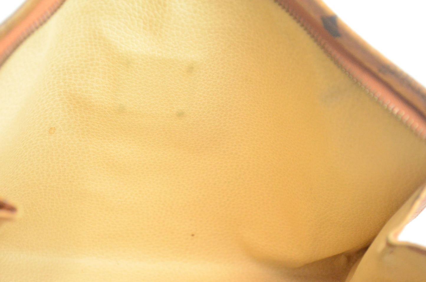 MCM Clutch