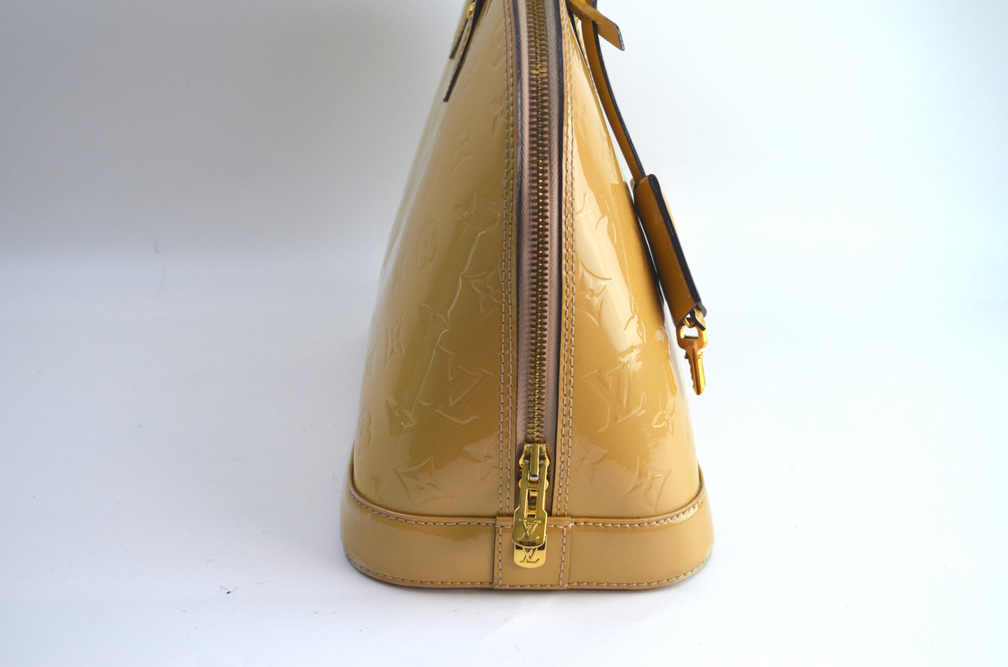 Louis Vuitton Alma Vernis