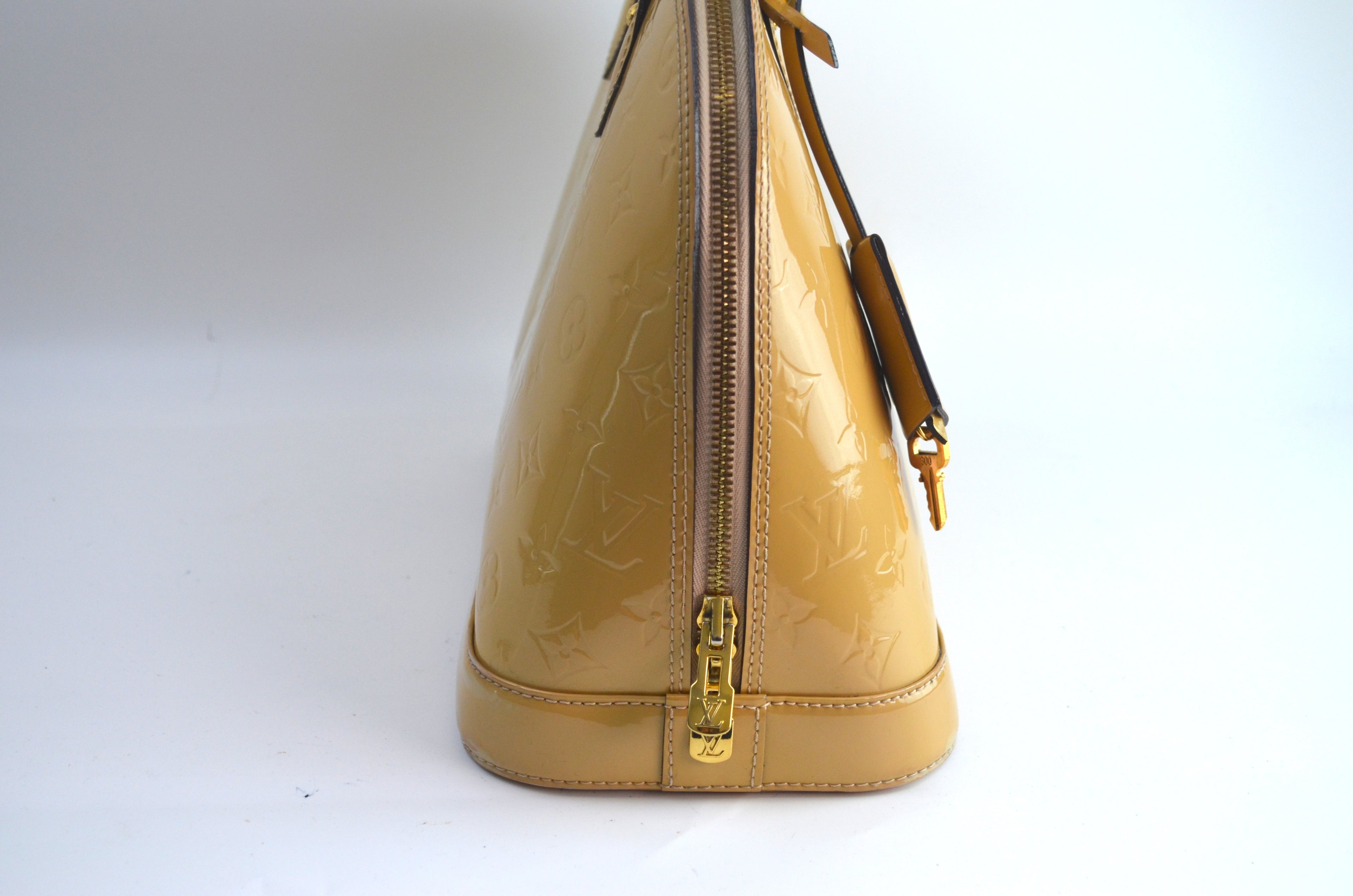 Louis Vuitton Alma Vernis