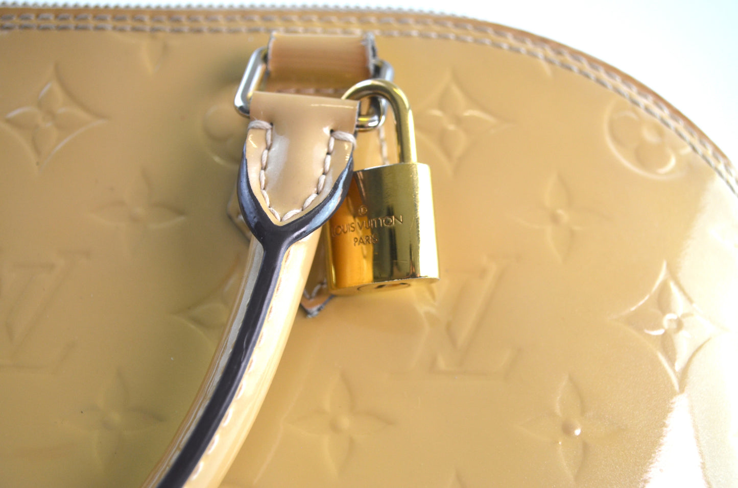 Louis Vuitton Alma Vernis