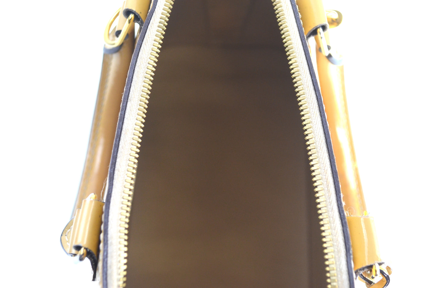 Louis Vuitton Alma Vernis