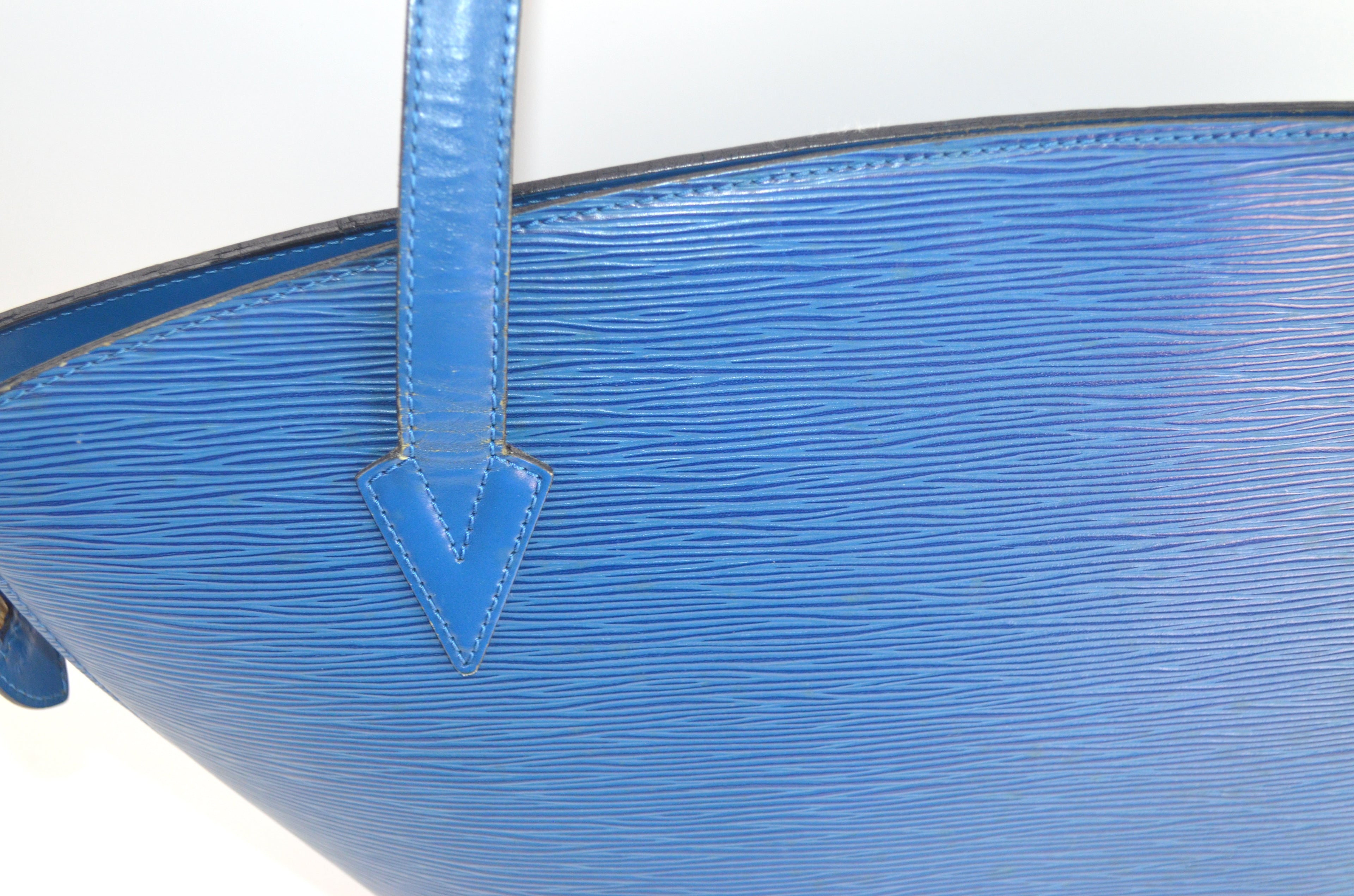 Louis Vuitton Saint-Jacques