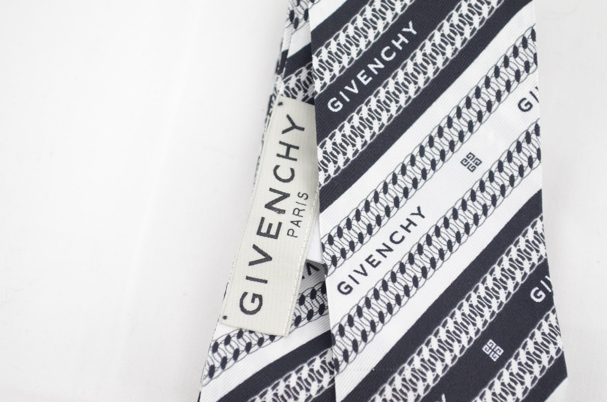 Givenchy Halsschleife Twilly