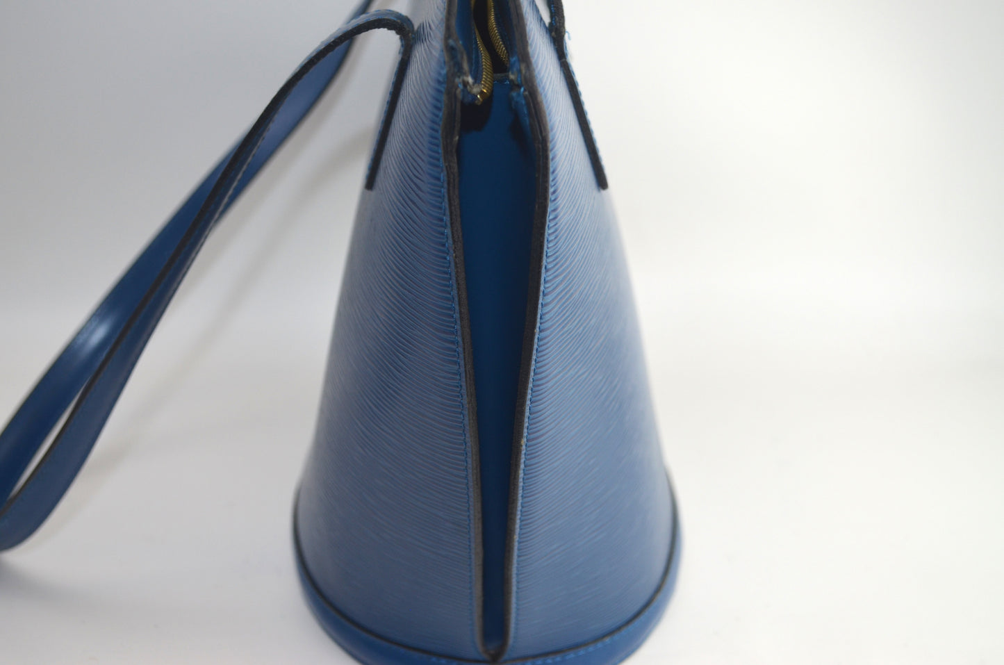 Louis Vuitton Saint-Jacques