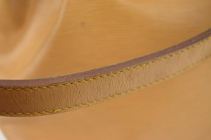 Louis Vuitton Noé Epi Leder