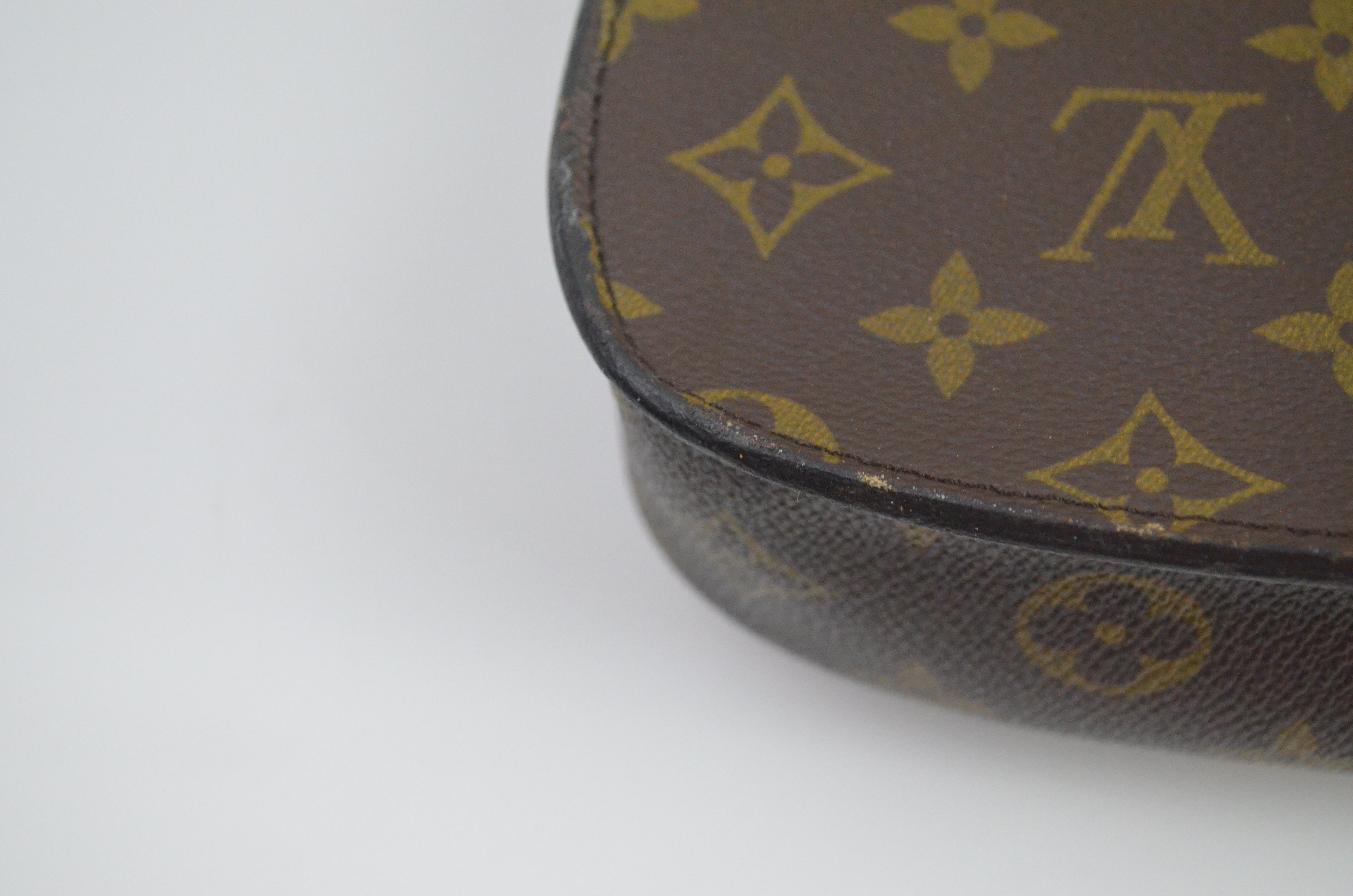 Louis Vuitton Saint Cloud