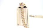 Chanel Boy Chevron Schultertasche Weiß & Beige