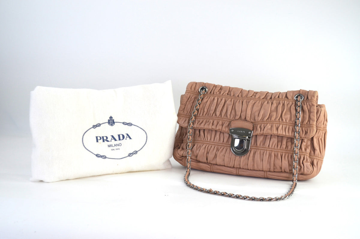 Prada Nappa Gaufre Chain Schultertasche Leder Rosa