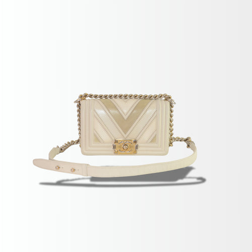 Chanel Boy CC-Verschluss in Gold und Silber